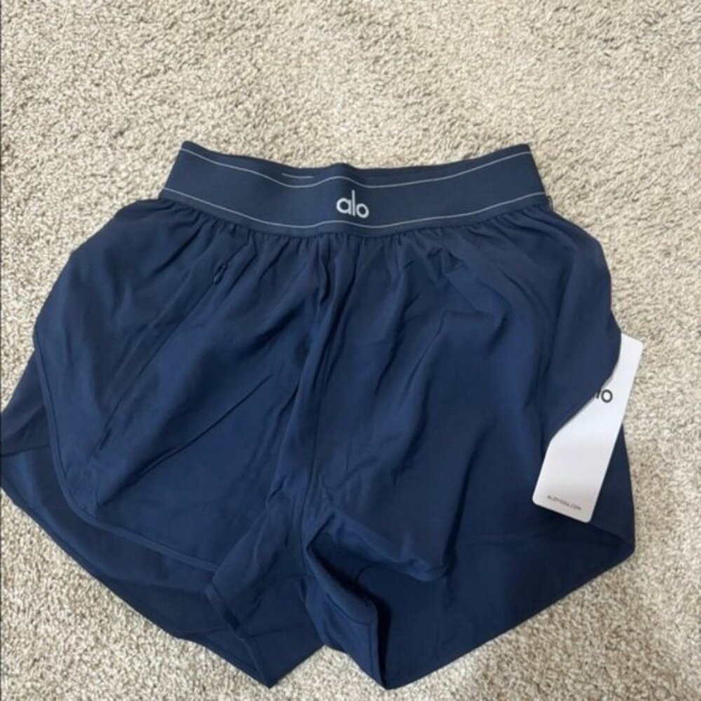 Alo Match Point Shorts – Navy (NWT) 🩳💙